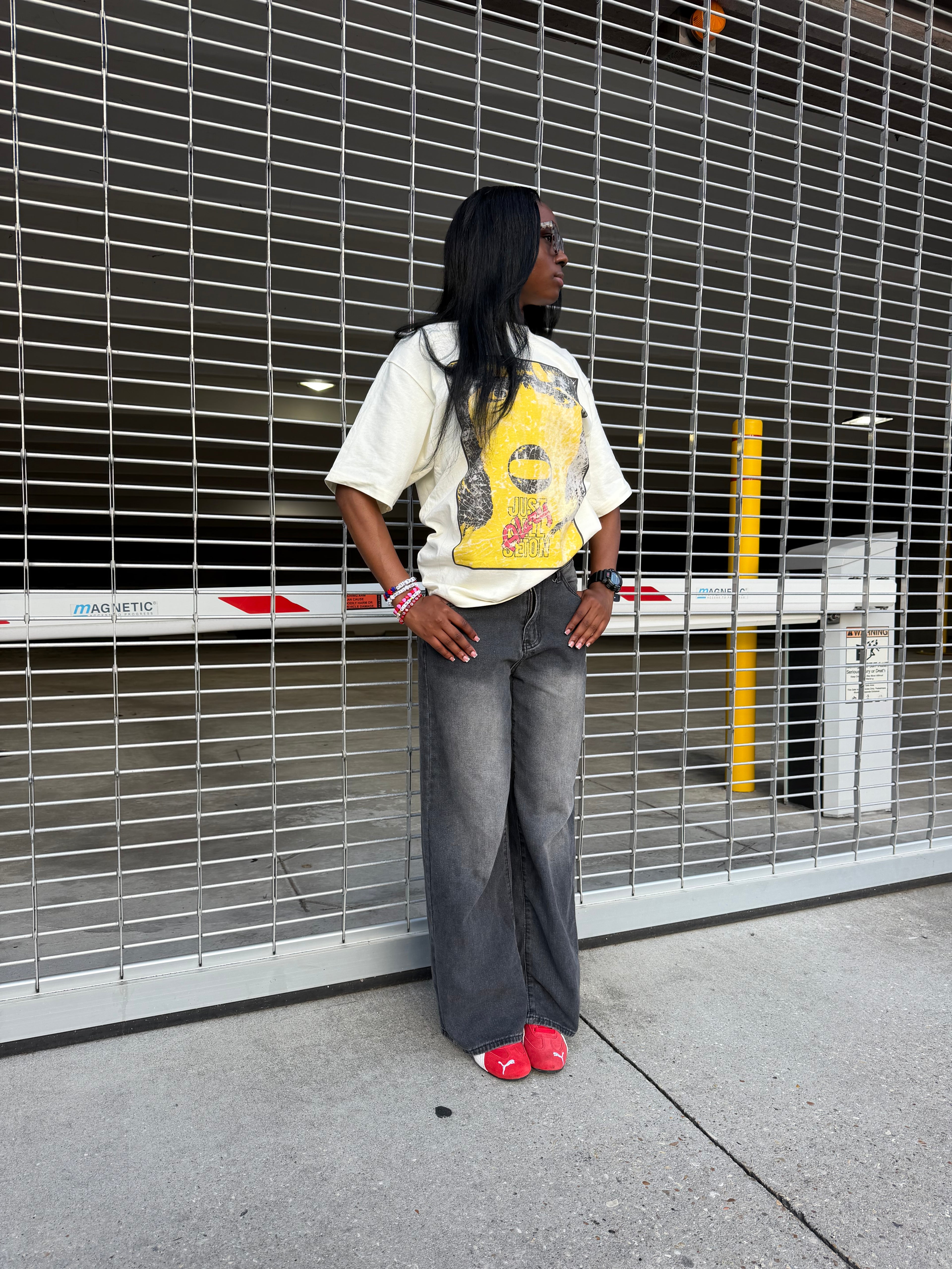 BROKEN GLASS TEE